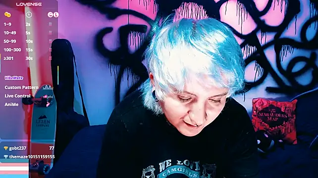 Marieblueeyes 网络视讯表演