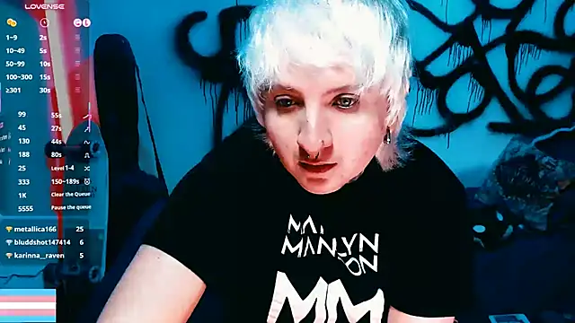 Marieblueeyesのウェブカメラショー
