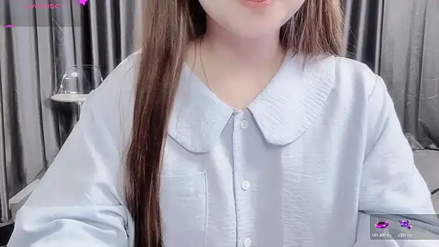 Hen-1m52 网络视讯表演
