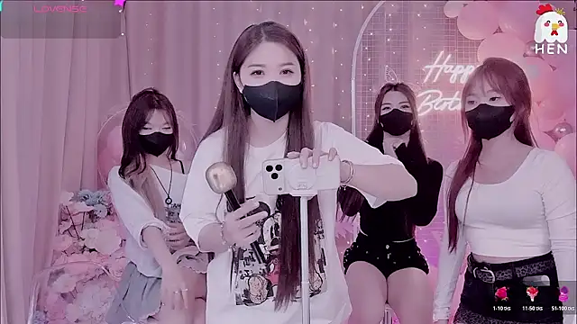 Hen-1m52 网络视讯表演