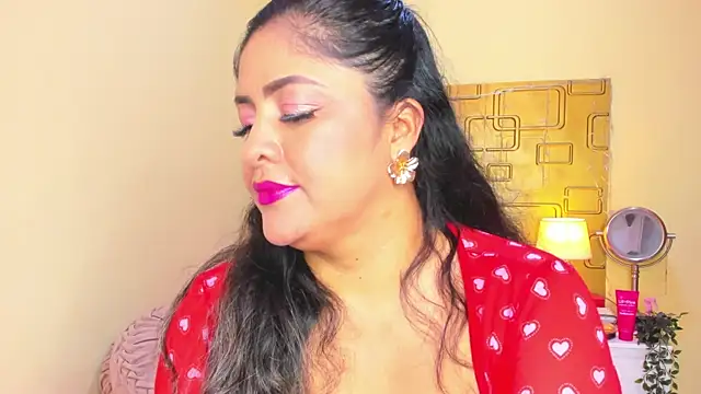 دردشة Julia_Haye الجنسية المباشرة