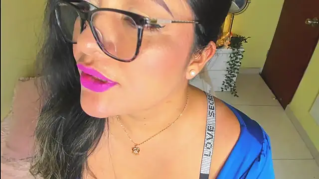 Julia_Haye's Live XXX Chat