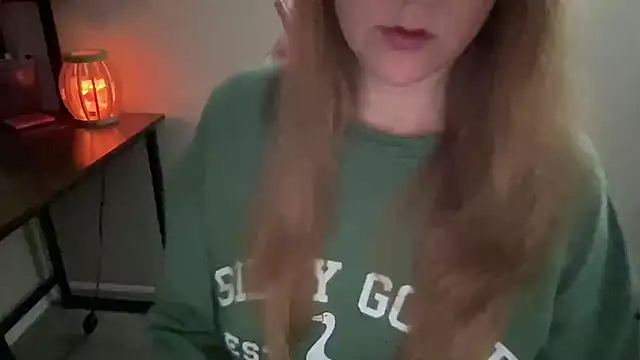 MollyJenson's Live Chat Room