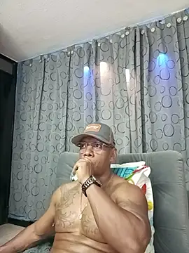 Pertunjukan Kamera Web Tom_MillerX