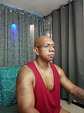 Show de Tom_MillerX na webcam