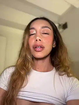 SelenaStone Live XXX-Chat
