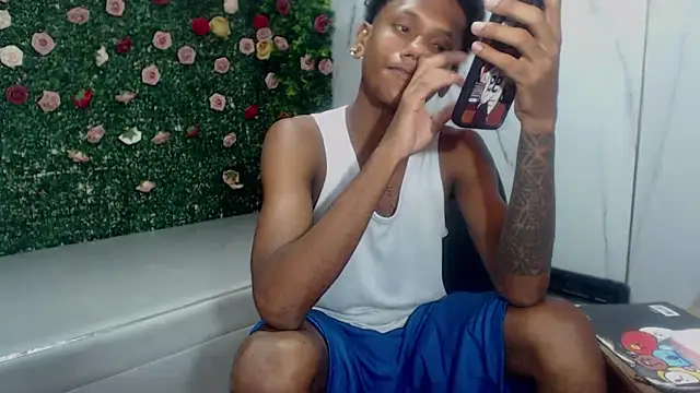 ManSant's Live XXX Chat
