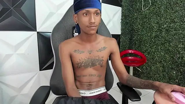 ManSant Pertunjukan Webcam