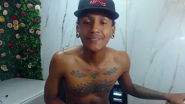 Show modela ManSant na web-kameri