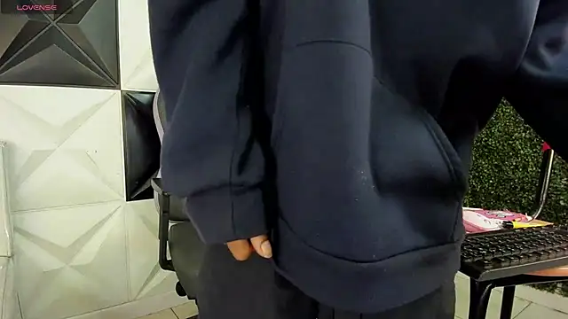 ManSant's Webcam Show