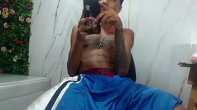 ManSant Pertunjukan Webcam
