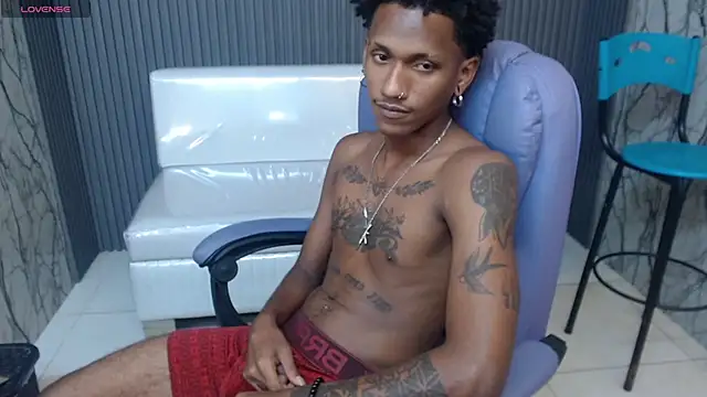 ManSant webcam show
