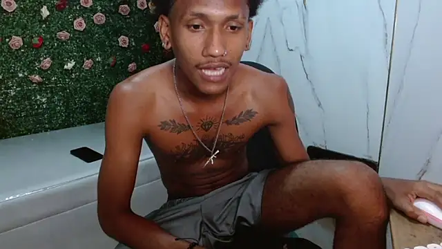 عرض كام ManSant