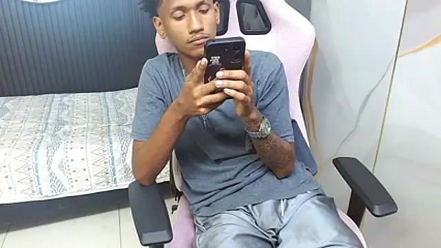عرض كام ManSant