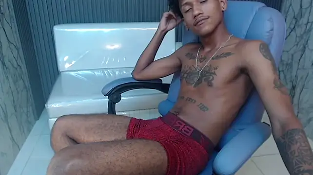 ManSant Pertunjukan Webcam