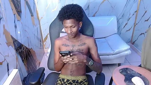 عرض كام ManSant