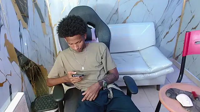 ManSant Pertunjukan Webcam