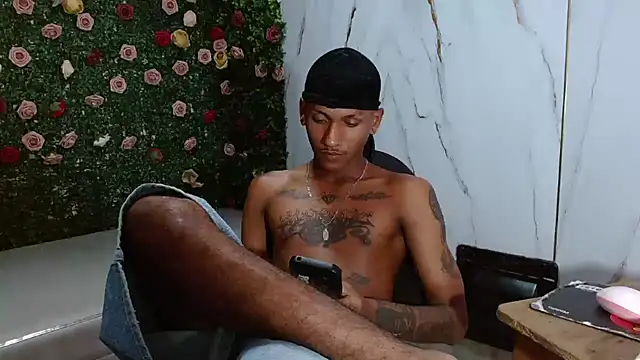 عرض كام ManSant