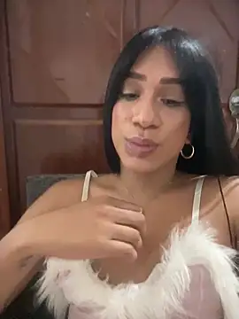 Show modela Ashly_Miller na web-kameri