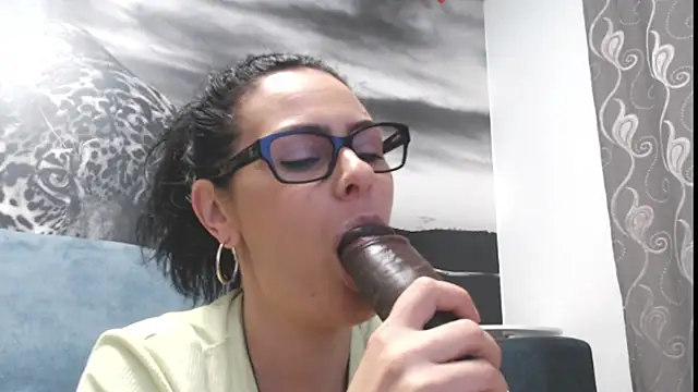 Andreaboobss Webcam show