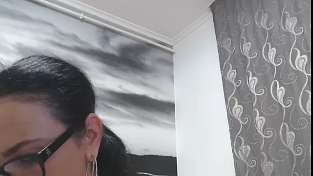Andreaboobss 실시간 채팅방