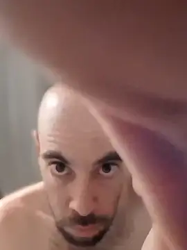 CuteCrazy Show in webcam