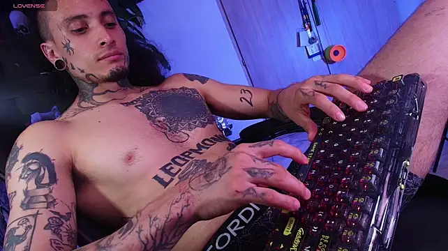 Ryuk_it Show in webcam
