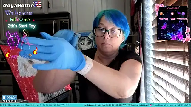 XXX chat uživo modela YogaHottie76