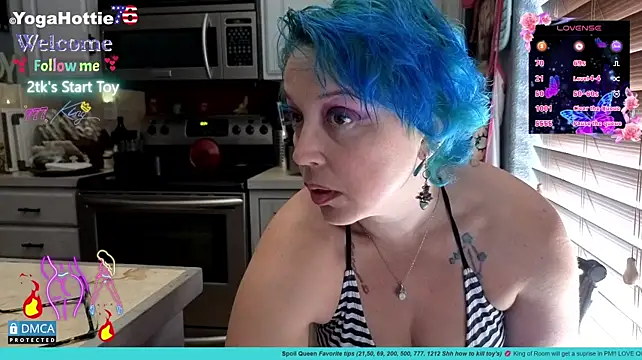 YogaHottie76n Live XXX chat