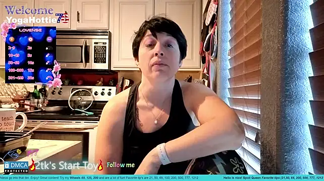 Chat +18 de YogaHottie76 ao vivo
