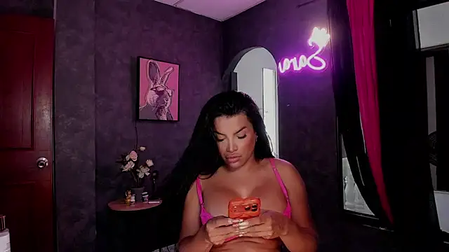 xLatinahotx's Webcam Show
