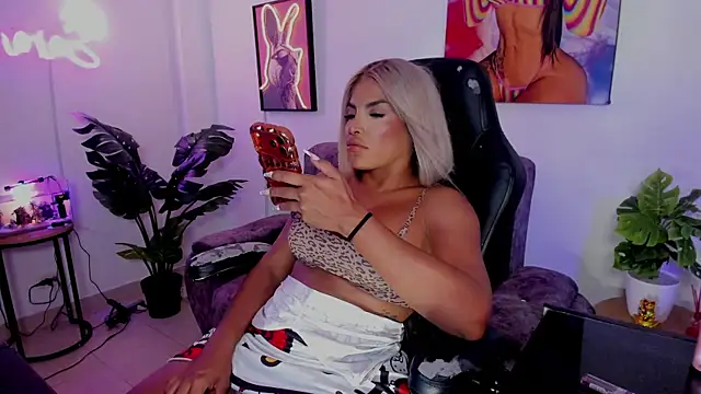 xLatinahotx 웹캠 쇼