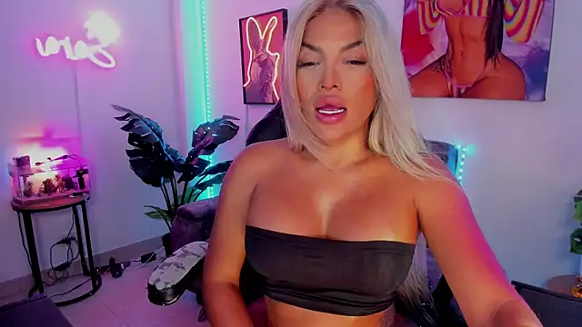 Webkamerová show xLatinahotx