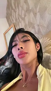 Chat +18 de KalaBeckett_ ao vivo