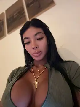 Chat +18 de KalaBeckett_ ao vivo