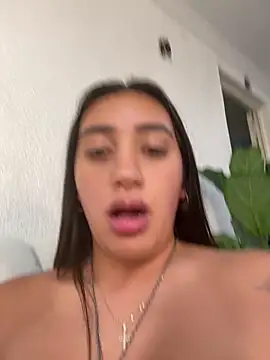Hannahoff's Webcam Show