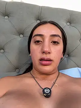 Hannahoff Show in webcam