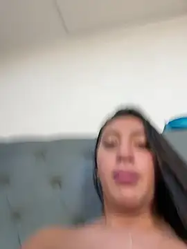 Hannahoff's Webcam Show
