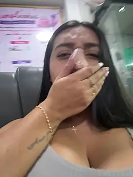 Hannahoff – Naživo XXX chat