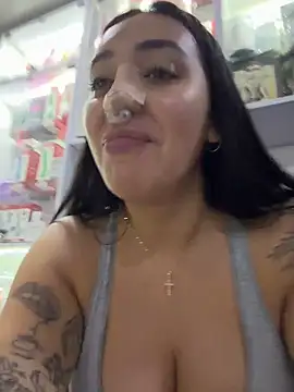 Hannahoff XXX чат на живо