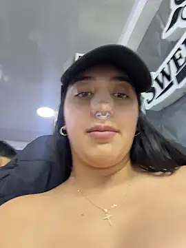 دردشة Hannahoff الجنسية المباشرة