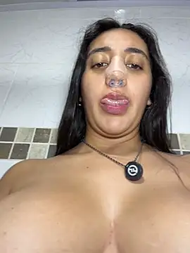 Hannahoff Show in webcam