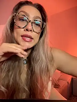 צ'אט XXX בשידור חי של Im_sophiie