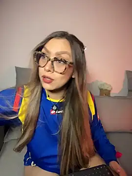 Im_sophiie – webcam-show