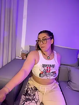 Im_sophiie's Webcam Show