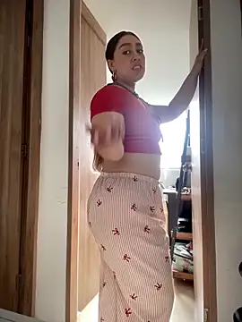 Im_sophiie élő XXX-chatje