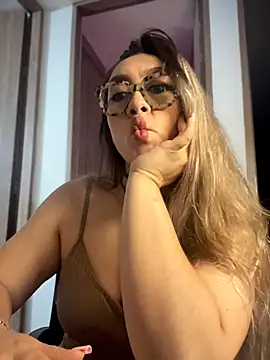 عرض كام Im_sophiie