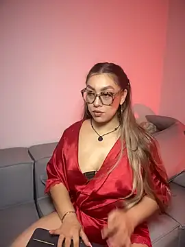 Im_sophiie 在線直播表演
