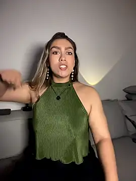 Im_sophiie Adl ı Modelin Canlı XXX Sohbeti