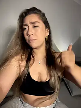 Im_sophiie Adlı Modelin Web Kamerası Şovu